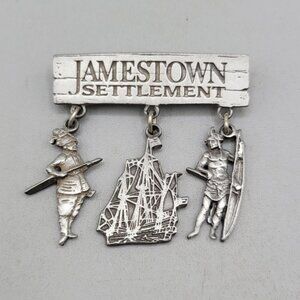 Jamestown Settlement Pewter Pin With Colonial Figures Ship Charms Superb